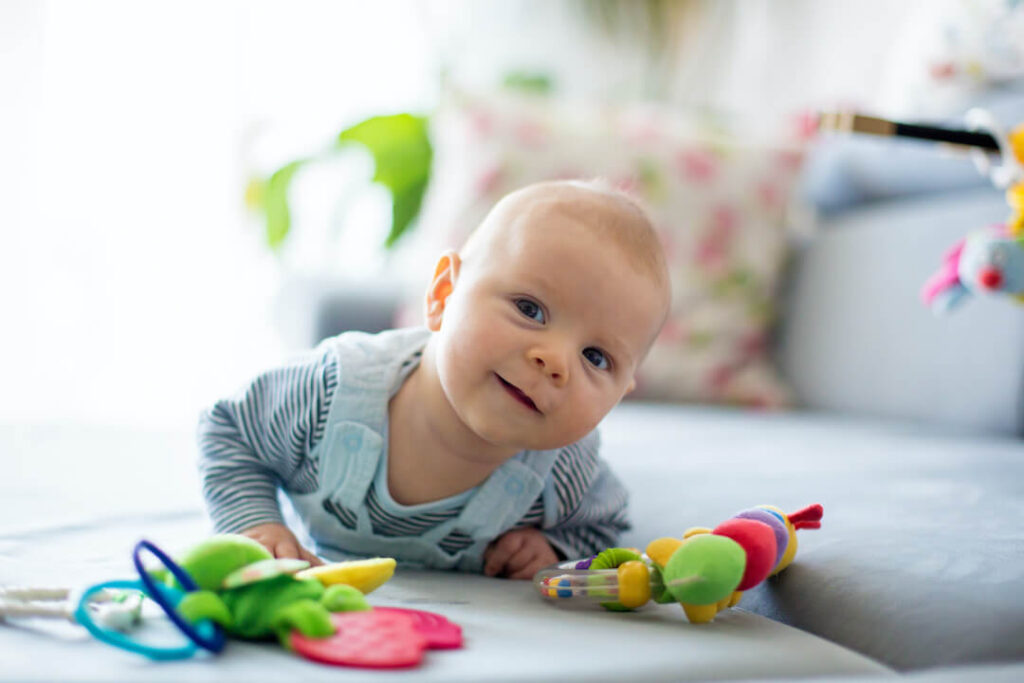 baby crawling on the gtound